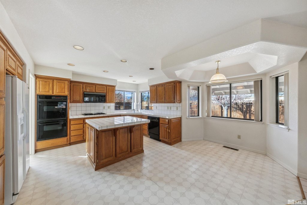 Gardnerville, Nevada, 89460, United States, 4 Bedrooms Bedrooms, ,3 BathroomsBathrooms,Residential,Forsale,1910345