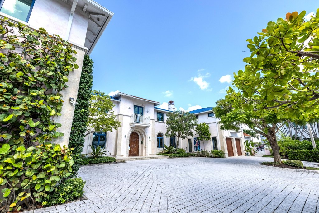 Boca Raton, Florida, 33432, United States, 12 Bedrooms Bedrooms, ,10.5 BathroomsBathrooms,Residential,Forsale,1886535