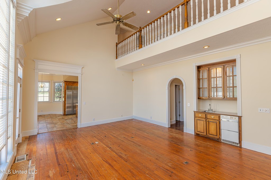 Flora, Mississippi, 39071, United States, 4 Bedrooms Bedrooms, ,4.5 BathroomsBathrooms,Residential,Forsale,1908058