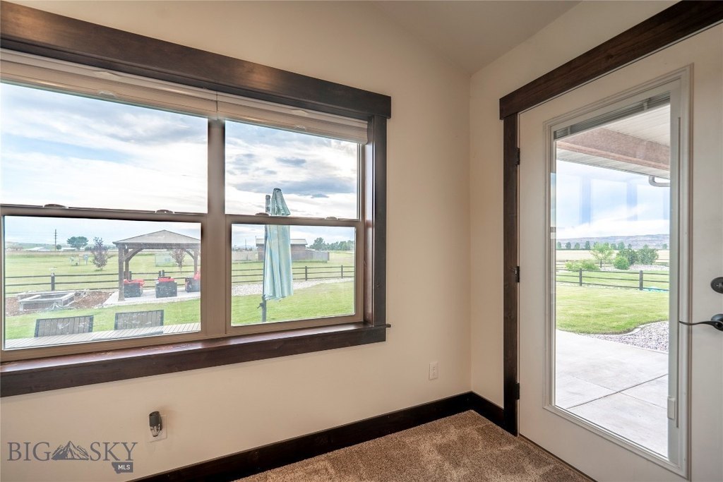 Manhattan, Montana, 59741, United States, 6 Bedrooms Bedrooms, ,3.5 BathroomsBathrooms,Residential,Forsale,1915003