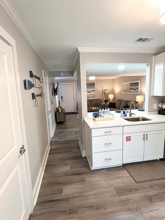 Carrabelle, Florida, 32322, United States, 8 Bedrooms Bedrooms, ,4.5 BathroomsBathrooms,Residential,Forsale,1946751