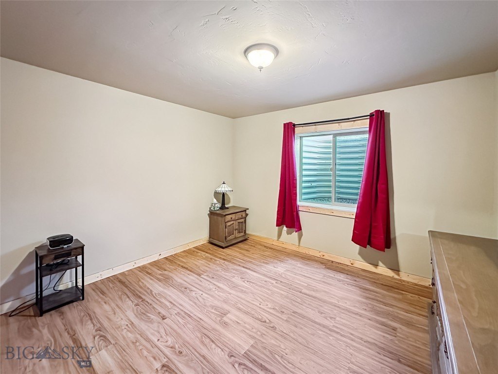 McAllister, Montana, 59740, United States, 4 Bedrooms Bedrooms, ,3 BathroomsBathrooms,Residential,Forsale,1894850