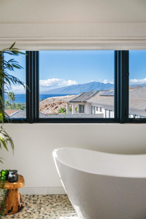 Lahaina, Hawaii, 96761, United States, 4 Bedrooms Bedrooms, ,4.5 BathroomsBathrooms,Residential,Forsale,2004546