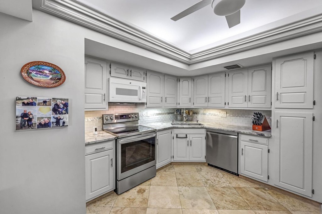 Marco Island, Florida, 34145, United States, 2 Bedrooms Bedrooms, ,2 BathroomsBathrooms,Residential,Forsale,2004780