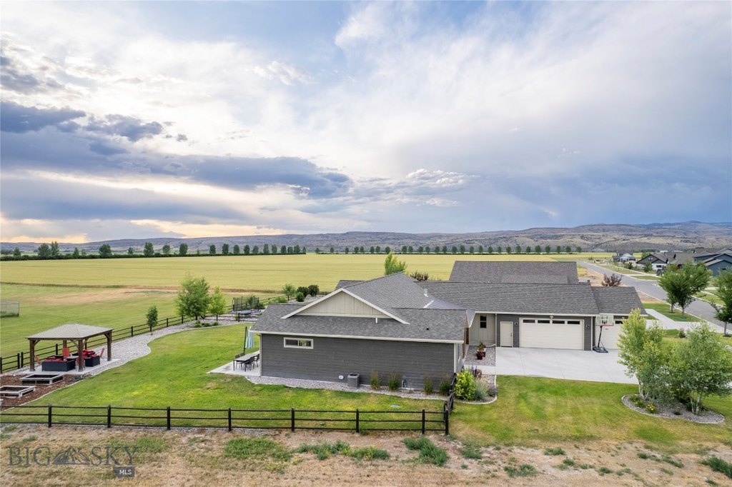 Manhattan, Montana, 59741, United States, 6 Bedrooms Bedrooms, ,3.5 BathroomsBathrooms,Residential,Forsale,1915003