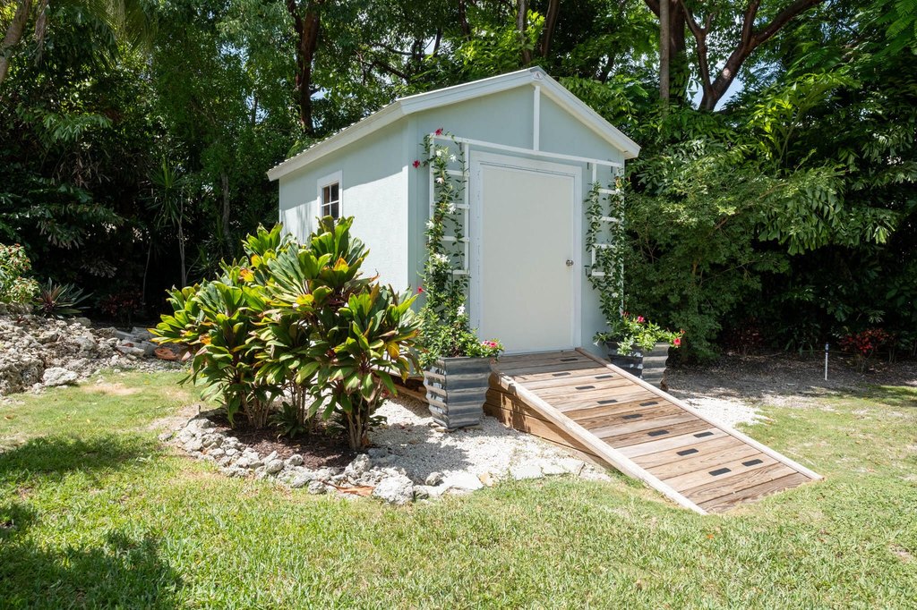 Plantation Key, Florida, 33036, United States, 3 Bedrooms Bedrooms, ,2 BathroomsBathrooms,Residential,Forsale,1944408