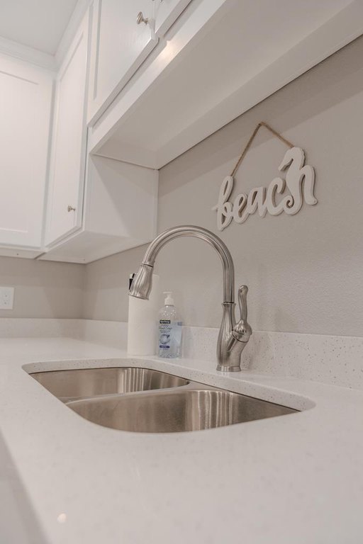 Mexico Beach, Florida, 32456, United States, 4 Bedrooms Bedrooms, ,3 BathroomsBathrooms,Residential,Forsale,1946755