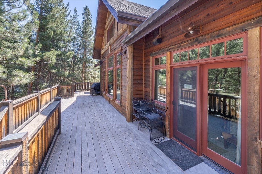 Gallatin Gateway, Montana, 59730, United States, 4 Bedrooms Bedrooms, ,3.5 BathroomsBathrooms,Residential,Forsale,1944336