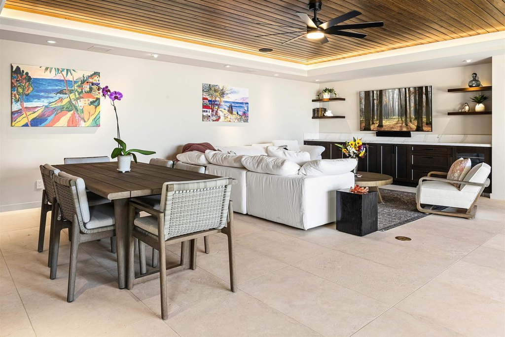 Lahaina, Hawaii, 96761, United States, 5 Bedrooms Bedrooms, ,4 BathroomsBathrooms,Residential,Forsale,2004547