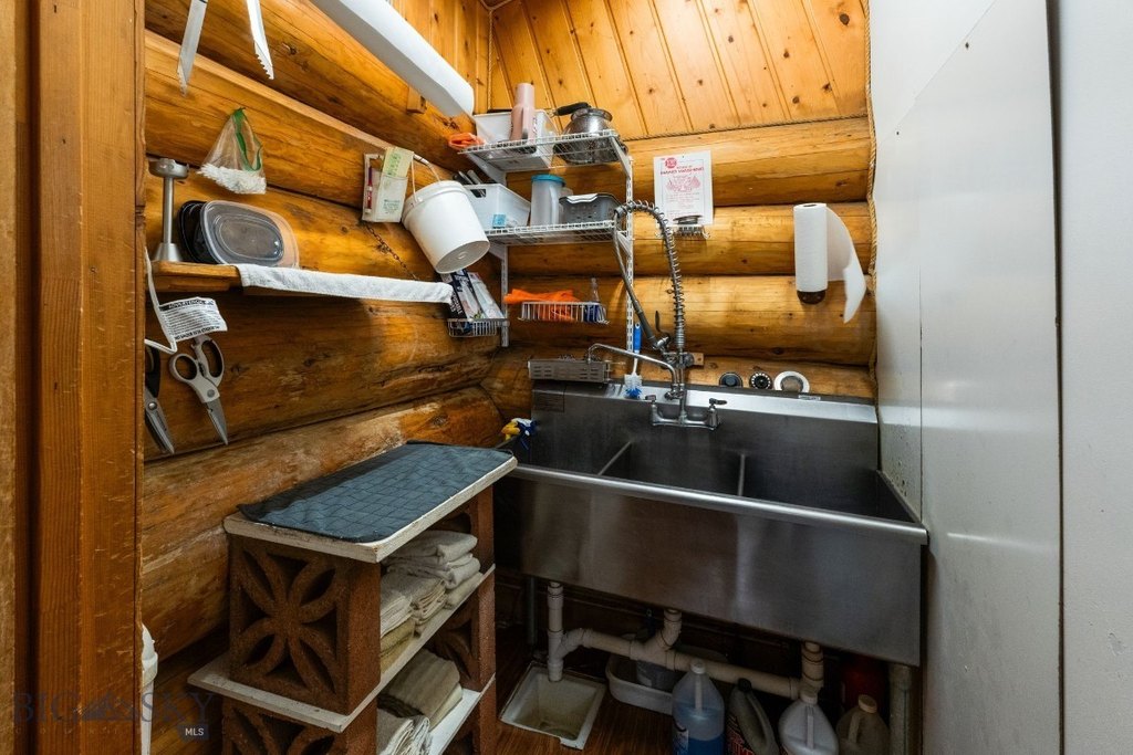 Twin Bridges, Montana, 59754, United States, ,Residential,Forsale,1941166