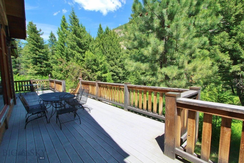 Gallatin Gateway, Montana, 59730, United States, 4 Bedrooms Bedrooms, ,3.5 BathroomsBathrooms,Residential,Forsale,1944336