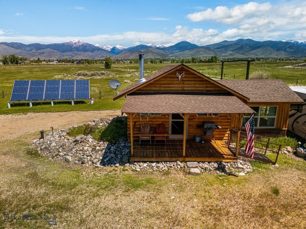 Sheridan, Montana, 59749, United States, 3 Bedrooms Bedrooms, ,3 BathroomsBathrooms,Residential,Forsale,1941167