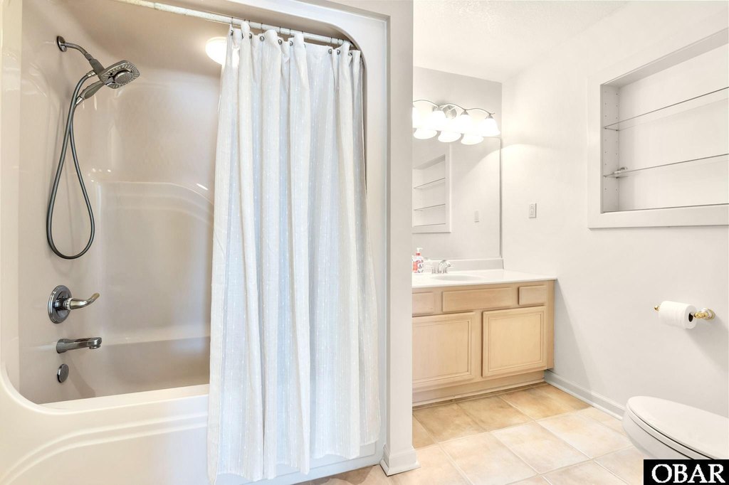 Kill Devil Hills, North Carolina, 27948, United States, 4 Bedrooms Bedrooms, ,5 BathroomsBathrooms,Residential,Forsale,2010259