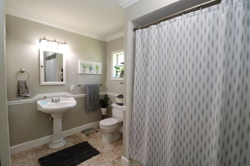 St Augustine, Florida, 32092, United States, 4 Bedrooms Bedrooms, ,2 BathroomsBathrooms,Residential,Forsale,1960035