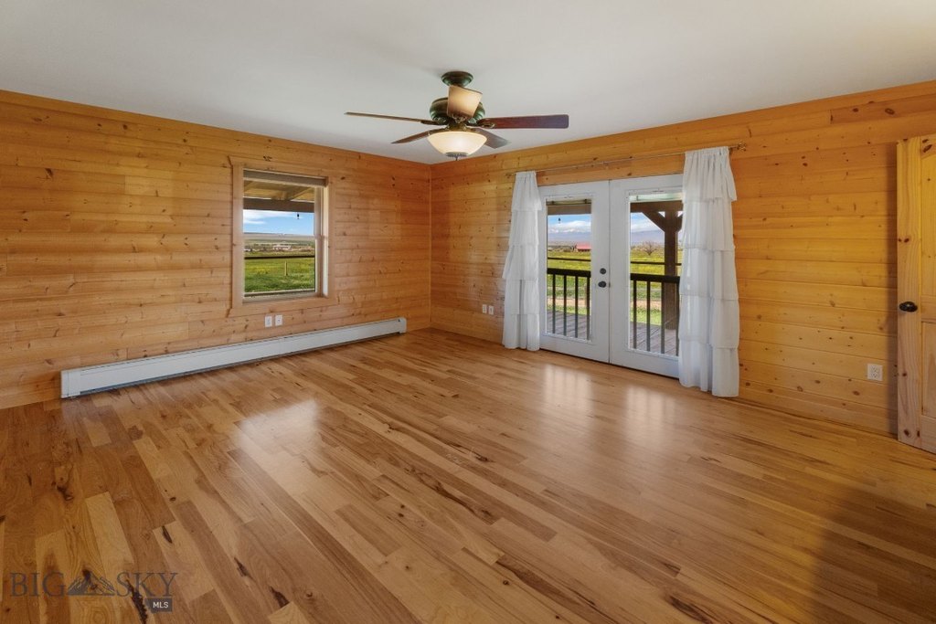 Sheridan, Montana, 59749, United States, 3 Bedrooms Bedrooms, ,3 BathroomsBathrooms,Residential,Forsale,1941167