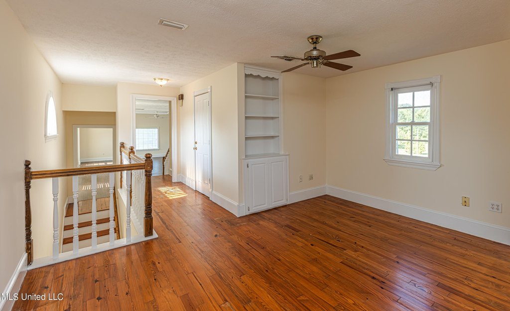 Flora, Mississippi, 39071, United States, 4 Bedrooms Bedrooms, ,4.5 BathroomsBathrooms,Residential,Forsale,1908058