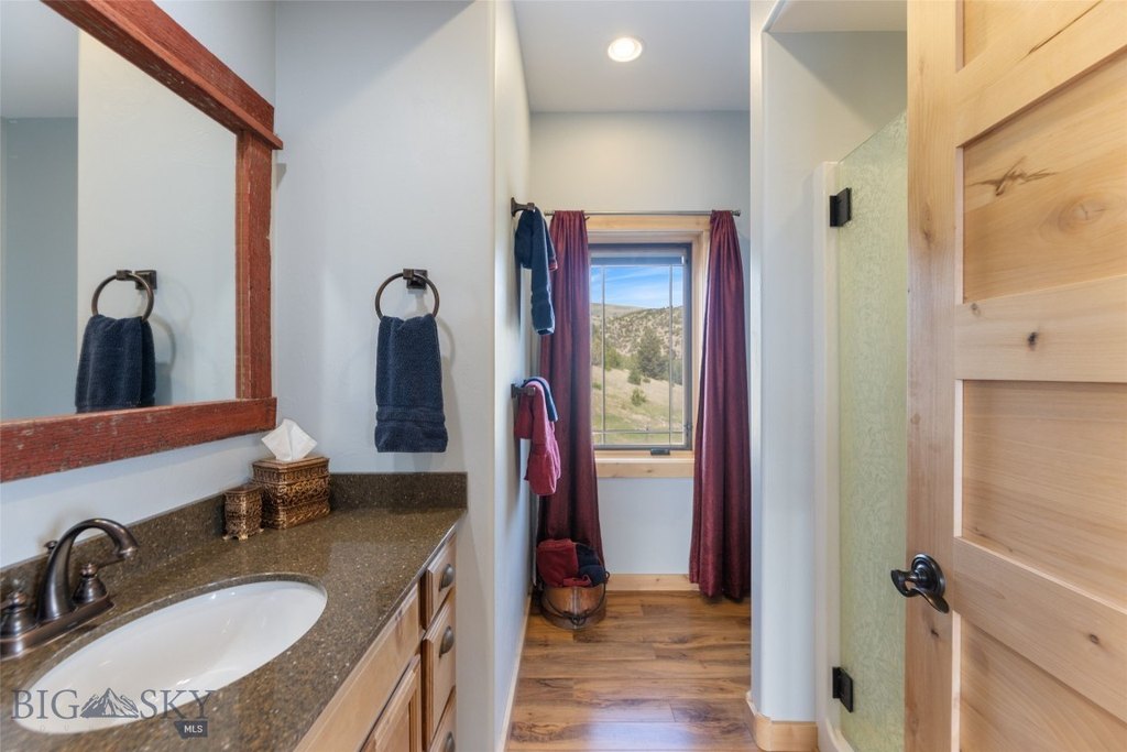 Ennis, Montana, 59729, United States, 4 Bedrooms Bedrooms, ,4.5 BathroomsBathrooms,Residential,Forsale,1941179