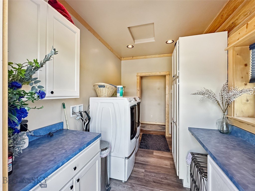 McAllister, Montana, 59740, United States, 4 Bedrooms Bedrooms, ,3 BathroomsBathrooms,Residential,Forsale,1894850