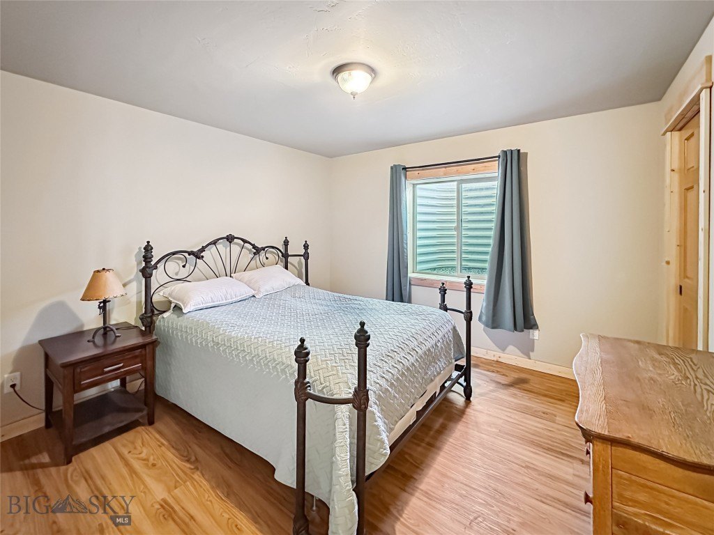 McAllister, Montana, 59740, United States, 4 Bedrooms Bedrooms, ,3 BathroomsBathrooms,Residential,Forsale,1894850