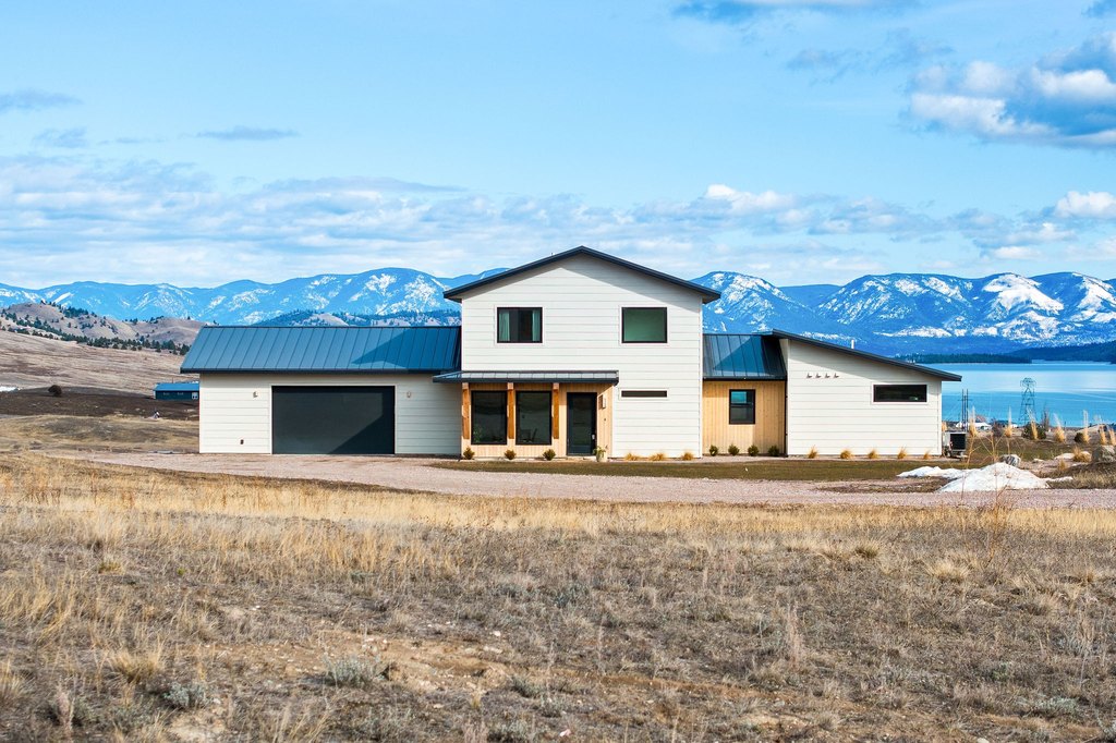 Elmo, Montana, 59915, United States, 3 Bedrooms Bedrooms, ,2.5 BathroomsBathrooms,Residential,Forsale,1941193