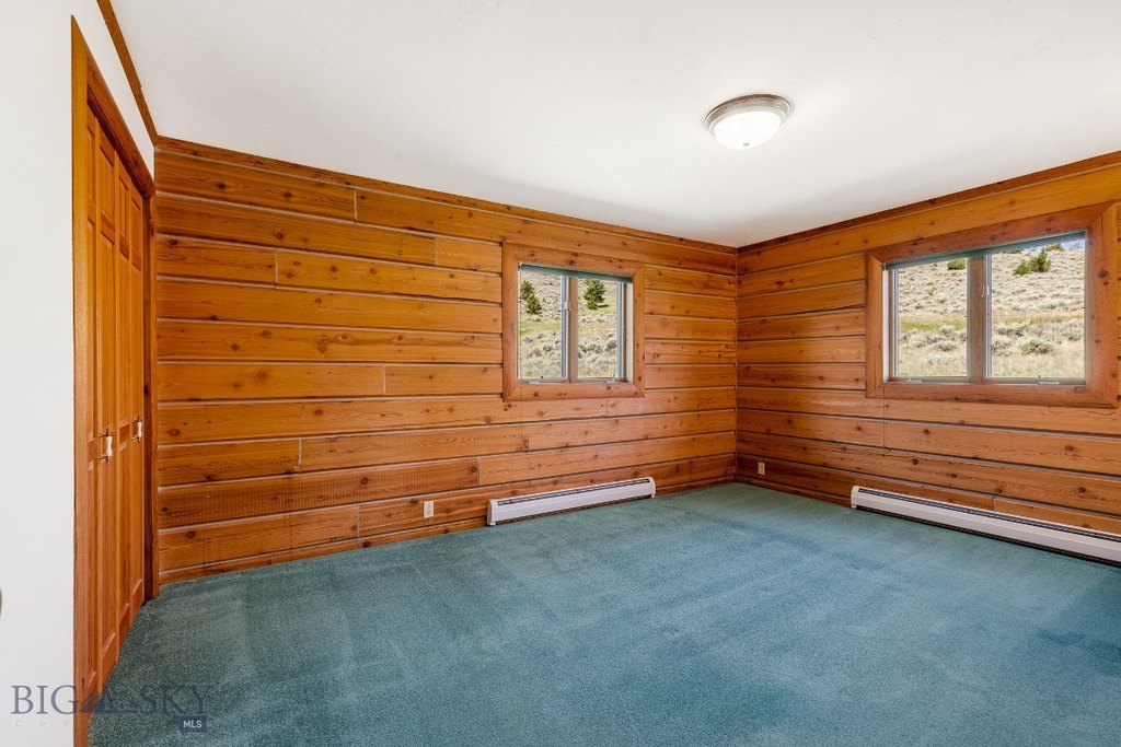 Ennis, Montana, 59729, United States, 4 Bedrooms Bedrooms, ,3.5 BathroomsBathrooms,Residential,Forsale,1915005