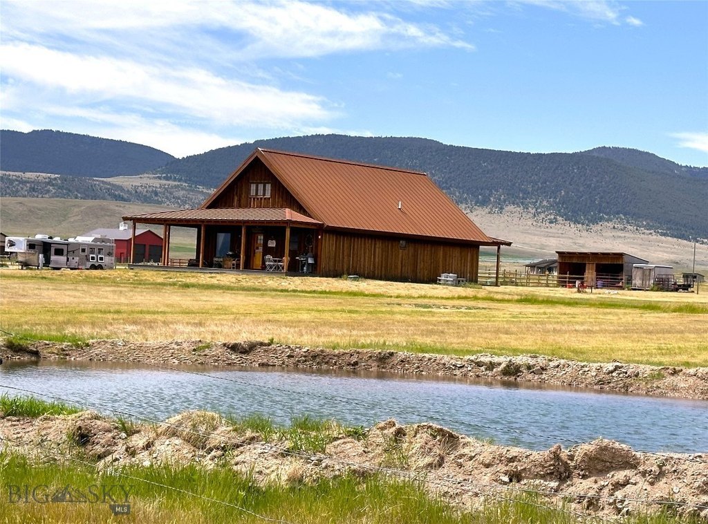 Ennis, Montana, 59729, United States, 3 Bedrooms Bedrooms, ,2 BathroomsBathrooms,Residential,Forsale,1894848