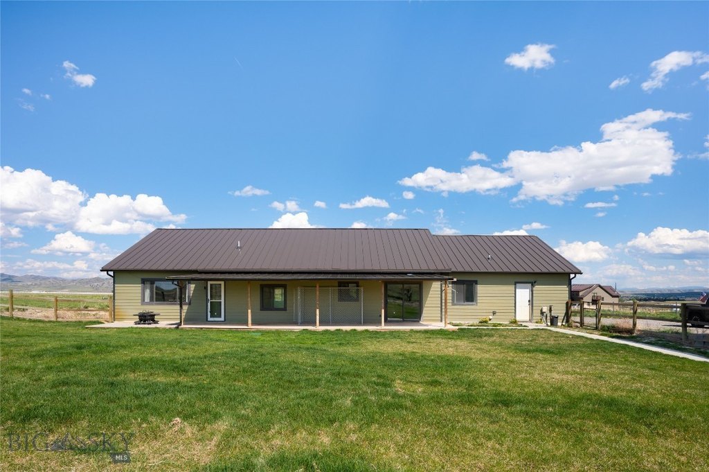 Three Forks, Montana, 59752, United States, 3 Bedrooms Bedrooms, ,2.5 BathroomsBathrooms,Residential,Forsale,1894952