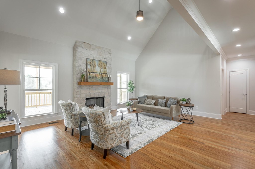 Chattanooga, Tennessee, 37421, United States, 5 Bedrooms Bedrooms, ,4 BathroomsBathrooms,Residential,Forsale,1894436