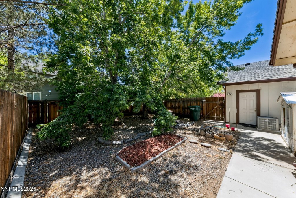 Gardnerville, Nevada, 89460, United States, 4 Bedrooms Bedrooms, ,3 BathroomsBathrooms,Residential,Forsale,1910345