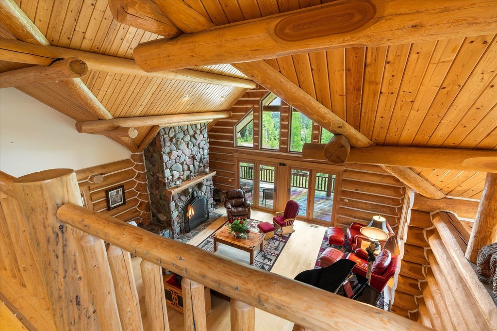 Polebridge, Montana, 59928, United States, 11 Bedrooms Bedrooms, ,8 BathroomsBathrooms,Residential,Forsale,1941151