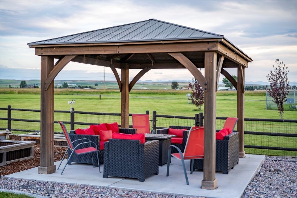 Manhattan, Montana, 59741, United States, 6 Bedrooms Bedrooms, ,3.5 BathroomsBathrooms,Residential,Forsale,1915003
