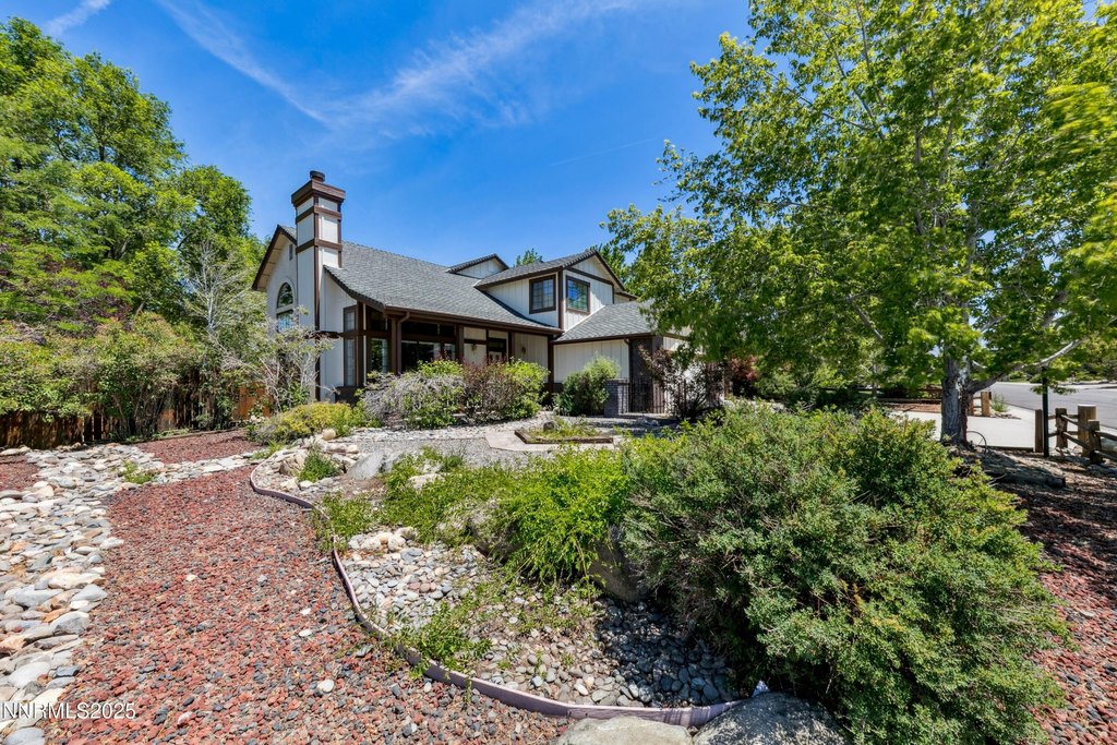 Gardnerville, Nevada, 89460, United States, 4 Bedrooms Bedrooms, ,3 BathroomsBathrooms,Residential,Forsale,1910345
