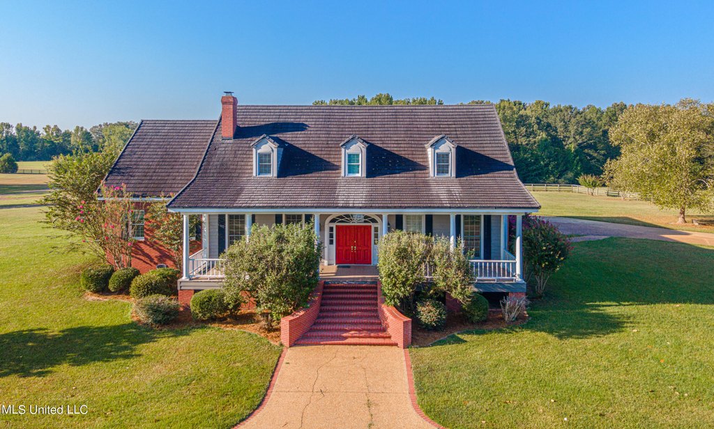 Flora, Mississippi, 39071, United States, 4 Bedrooms Bedrooms, ,4.5 BathroomsBathrooms,Residential,Forsale,1908058