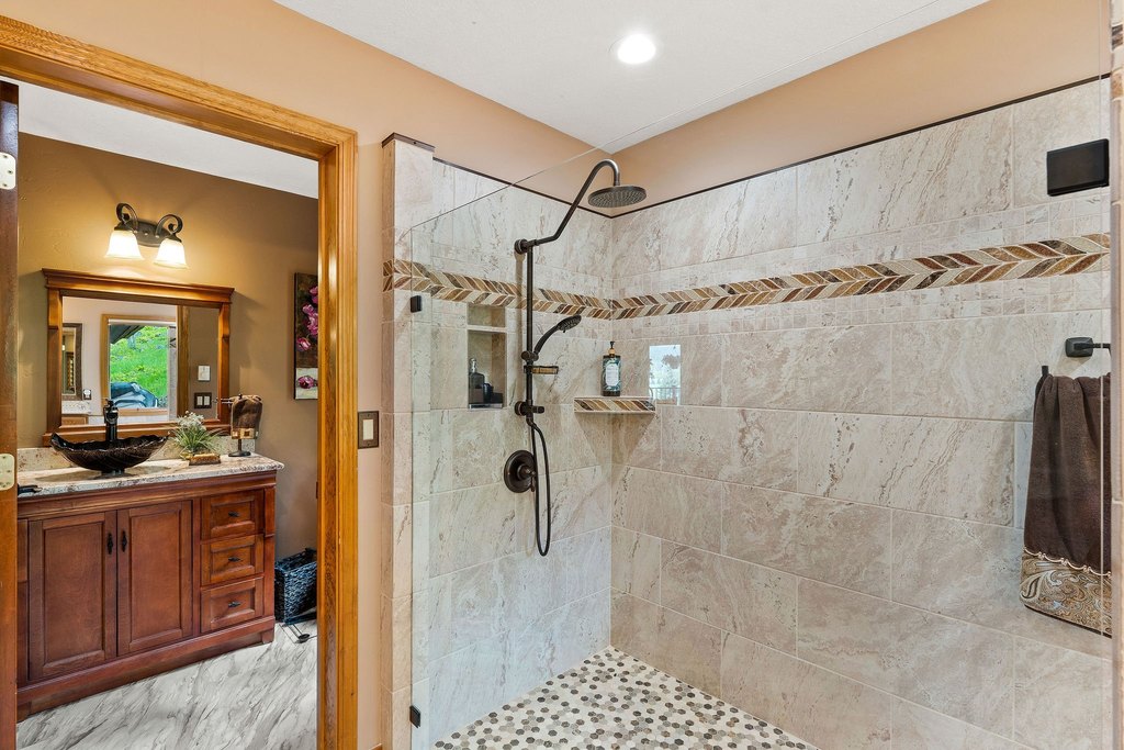Bigfork, Montana, 59911, United States, 5 Bedrooms Bedrooms, ,3.5 BathroomsBathrooms,Residential,Forsale,1894903