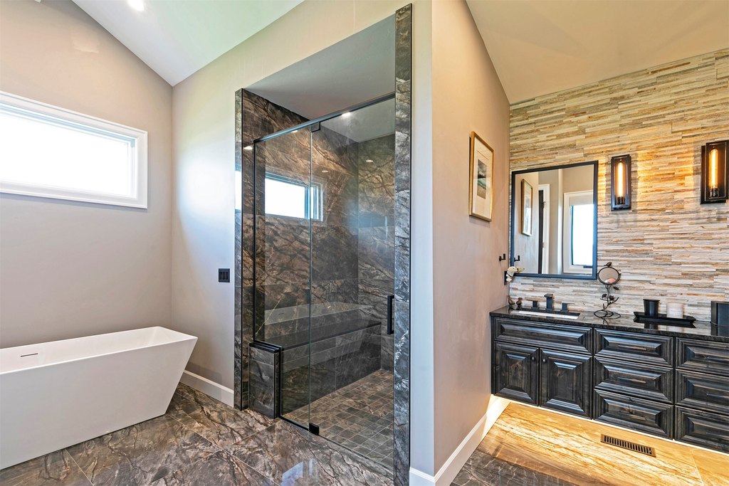 Hamilton, Montana, 59840, United States, 4 Bedrooms Bedrooms, ,3.5 BathroomsBathrooms,Residential,Forsale,1941174