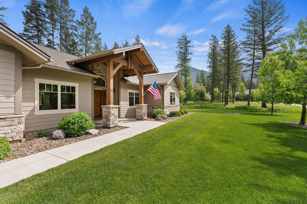 Columbia Falls, Montana, 59912, United States, 3 Bedrooms Bedrooms, ,3 BathroomsBathrooms,Residential,Forsale,1894901