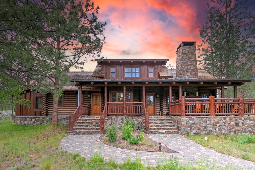 Hamilton, Montana, 59840, United States, 4 Bedrooms Bedrooms, ,4 BathroomsBathrooms,Residential,Forsale,1941172