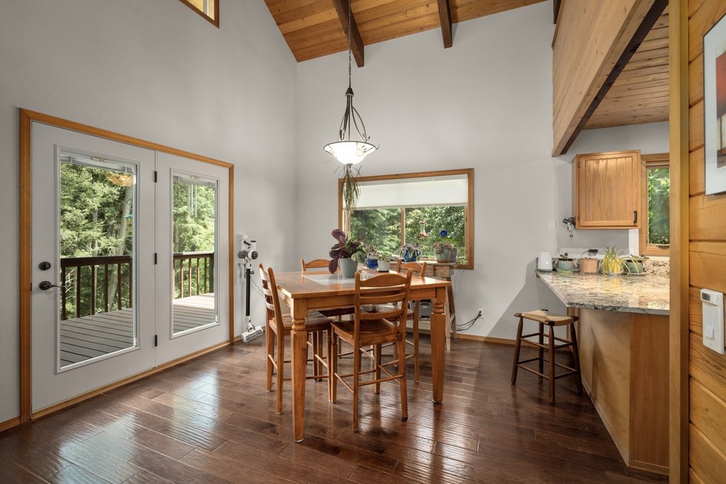 Whitefish, Montana, 59937, United States, 5 Bedrooms Bedrooms, ,3 BathroomsBathrooms,Residential,Forsale,1941155