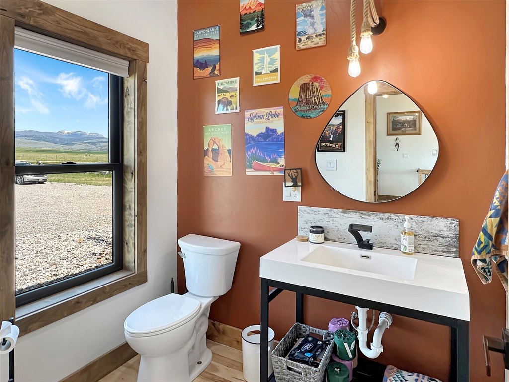 Ennis, Montana, 59729, United States, 4 Bedrooms Bedrooms, ,3.5 BathroomsBathrooms,Residential,Forsale,1941159