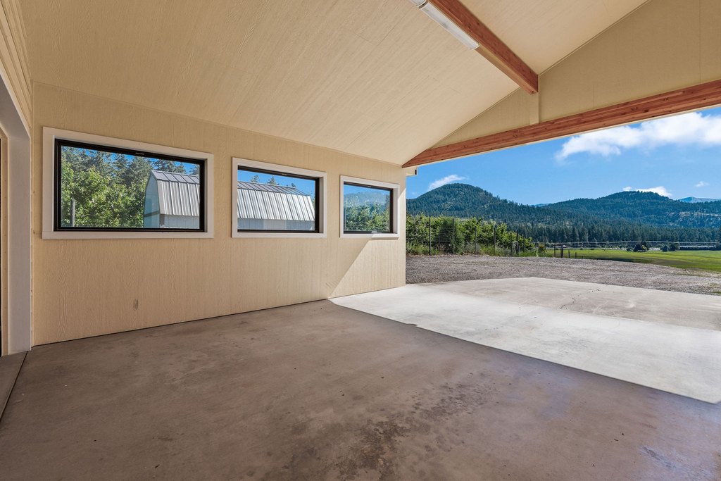 Bigfork, Montana, 59911, United States, 3 Bedrooms Bedrooms, ,3.5 BathroomsBathrooms,Residential,Forsale,1914976