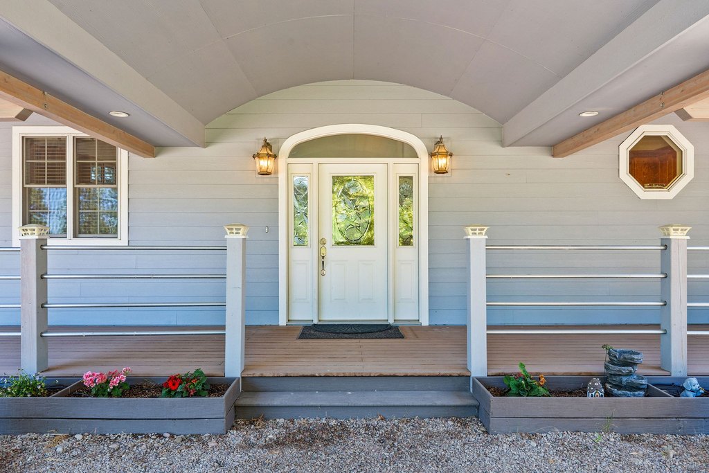 Bigfork, Montana, 59911, United States, 4 Bedrooms Bedrooms, ,4.5 BathroomsBathrooms,Residential,Forsale,1914978
