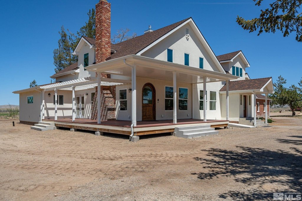 Smith, Nevada, 89430, United States, 7 Bedrooms Bedrooms, ,4.5 BathroomsBathrooms,Residential,Forsale,1910338