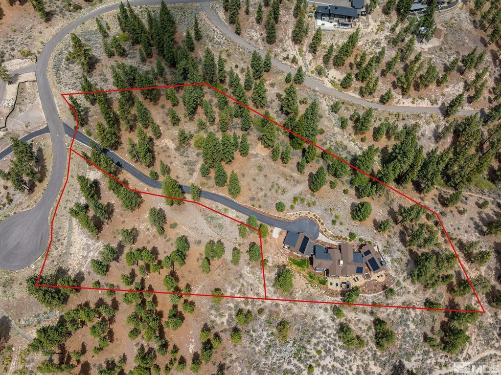 Carson City, Nevada, 89705, United States, 4 Bedrooms Bedrooms, ,4.5 BathroomsBathrooms,Residential,Forsale,1910329