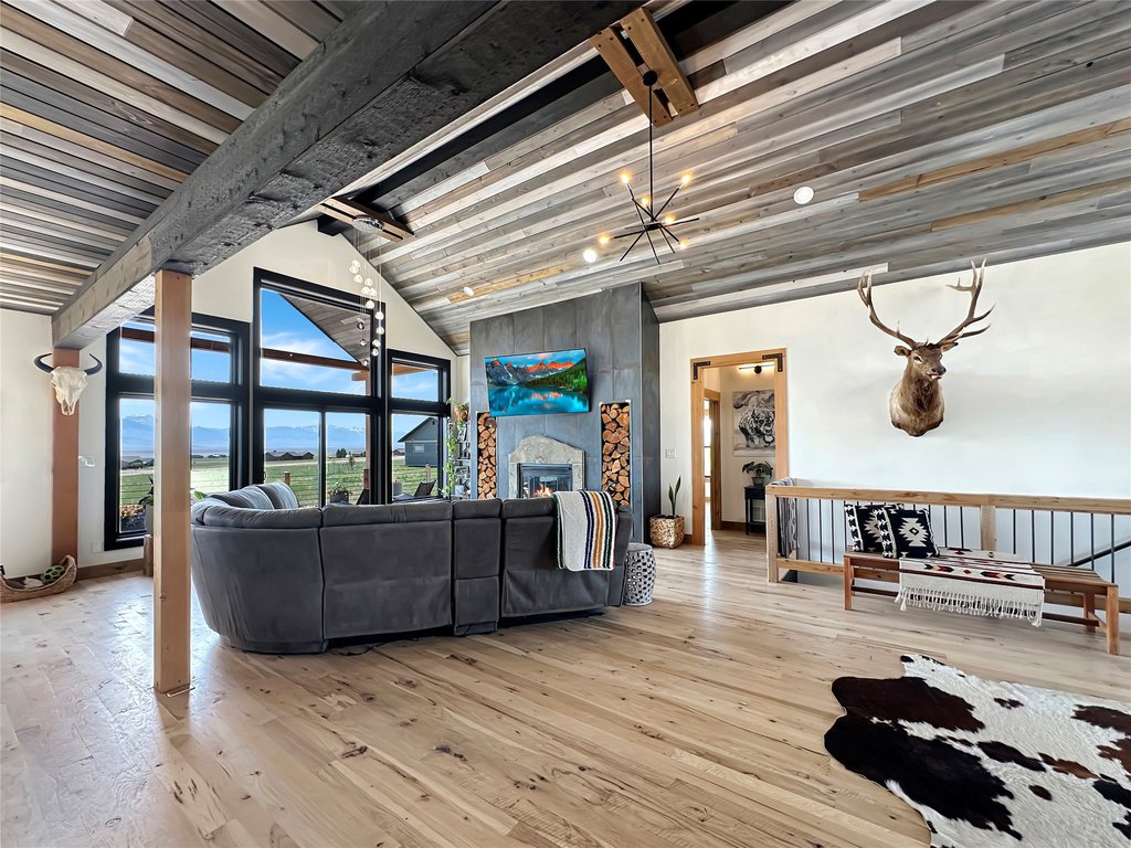 Ennis, Montana, 59729, United States, 4 Bedrooms Bedrooms, ,3.5 BathroomsBathrooms,Residential,Forsale,1941159