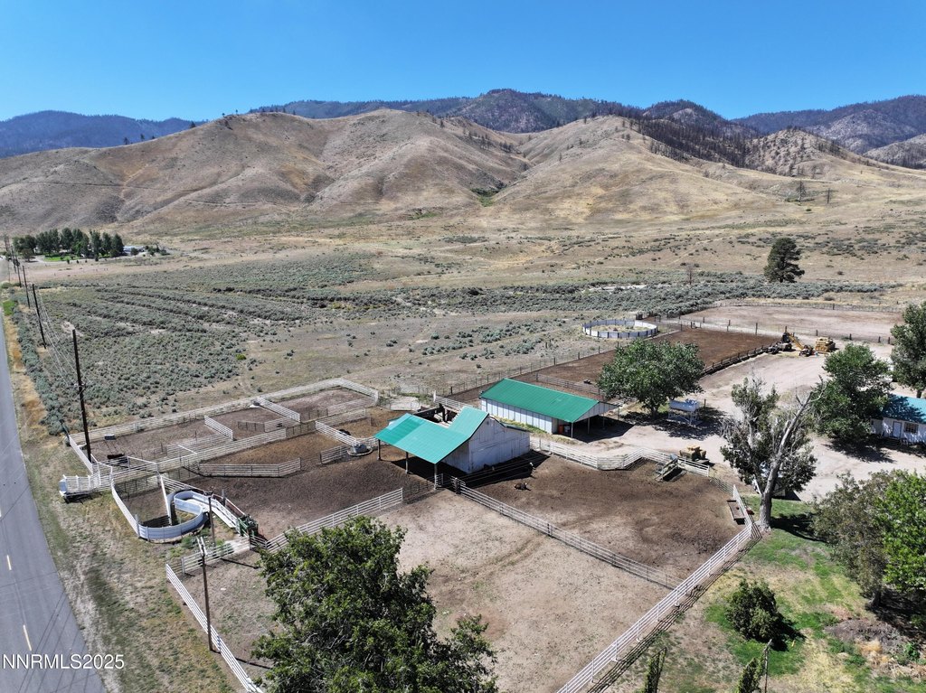 Doyle, California, 96109, United States, 6 Bedrooms Bedrooms, ,5 BathroomsBathrooms,Residential,Forsale,1910337