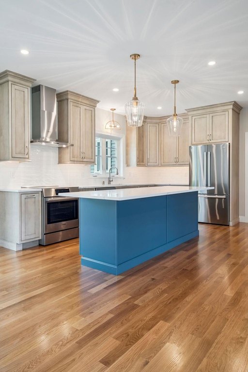 Kittery, Maine, 03905, United States, 3 Bedrooms Bedrooms, ,2.5 BathroomsBathrooms,Residential,Forsale,1968472