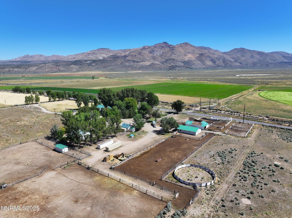 Doyle, California, 96109, United States, 6 Bedrooms Bedrooms, ,5 BathroomsBathrooms,Residential,Forsale,1910337
