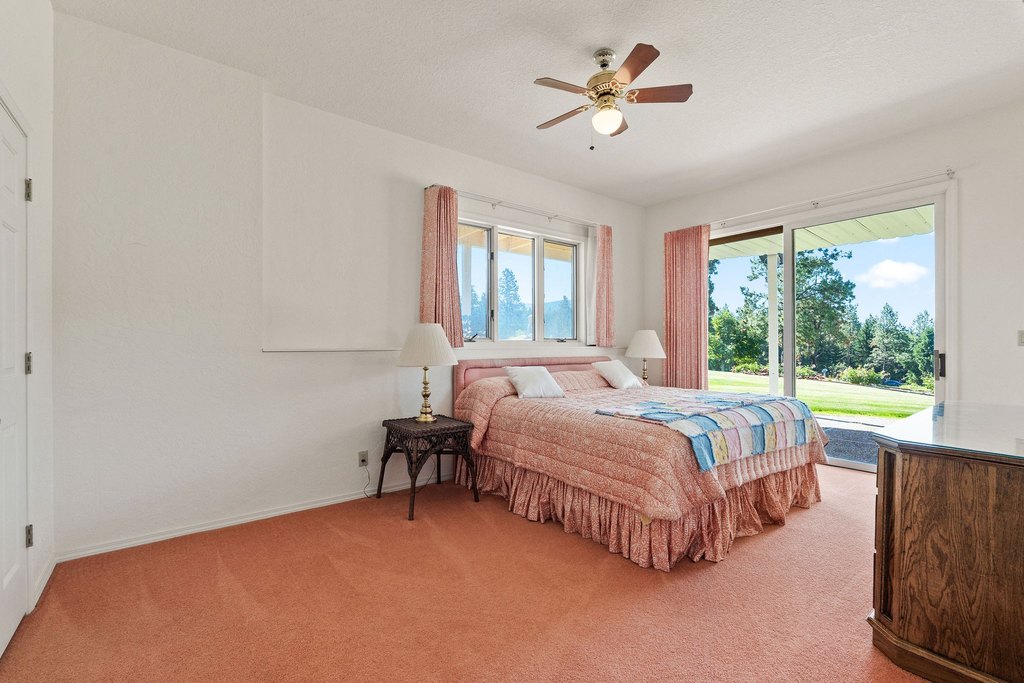 Bigfork, Montana, 59911, United States, 3 Bedrooms Bedrooms, ,3.5 BathroomsBathrooms,Residential,Forsale,1914976