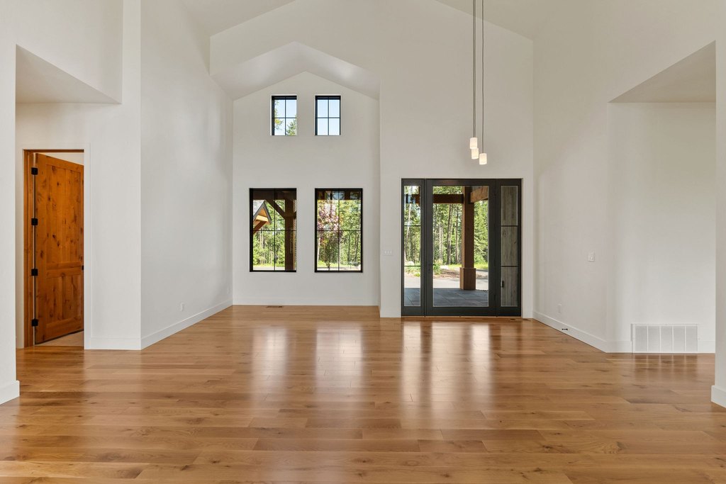 Whitefish, Montana, 59937, United States, 4 Bedrooms Bedrooms, ,3.5 BathroomsBathrooms,Residential,Forsale,1894895