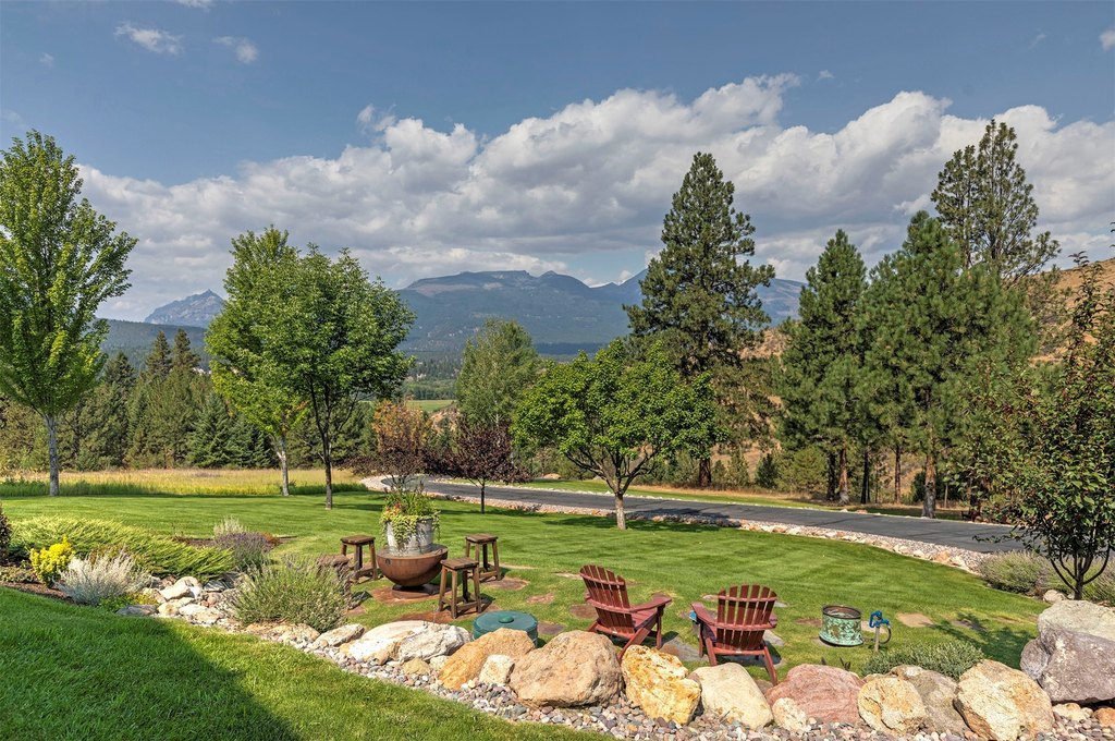 Hamilton, Montana, 59840, United States, 3 Bedrooms Bedrooms, ,4.5 BathroomsBathrooms,Residential,Forsale,1941163